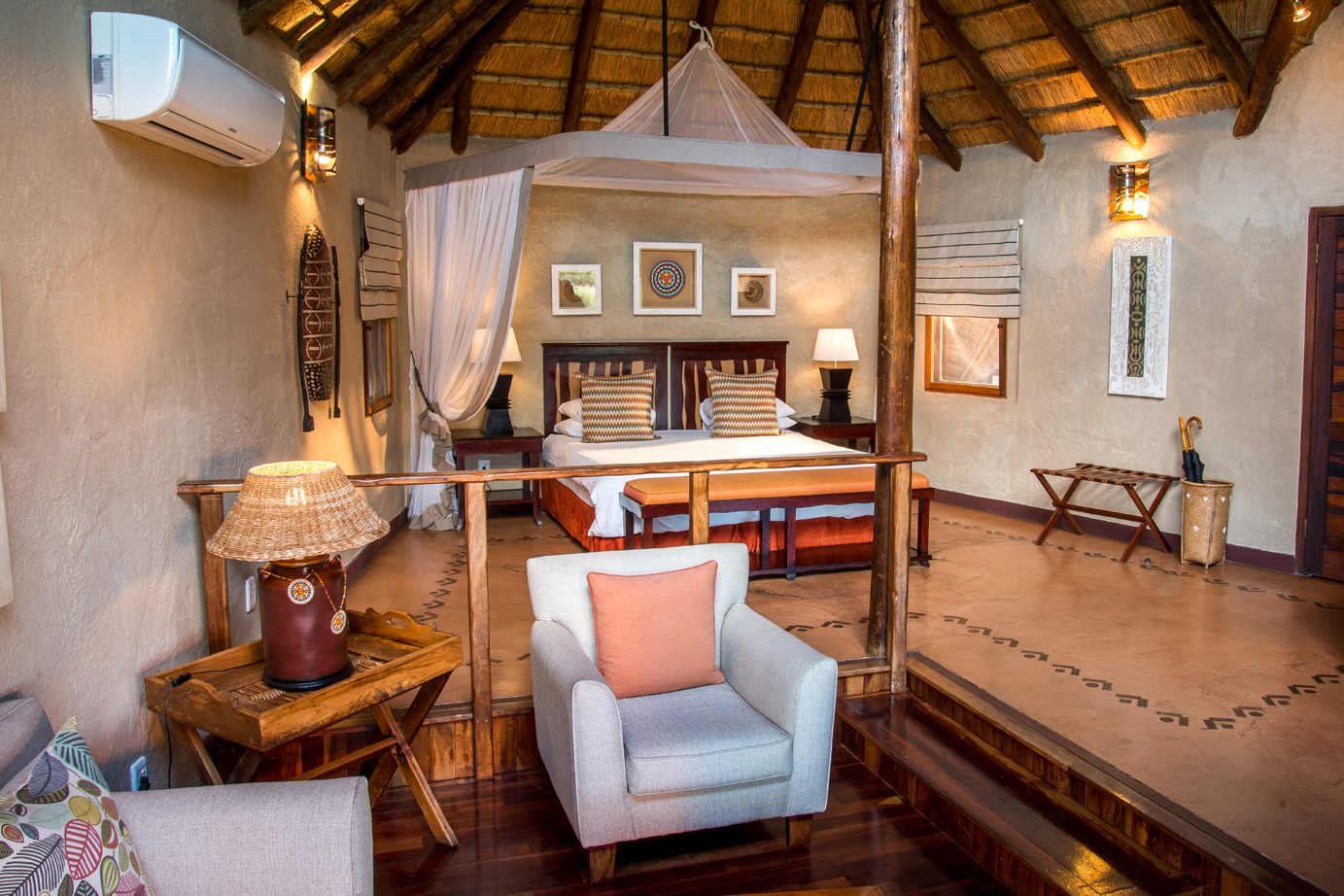 Lukimbi Safari Lodge image 1