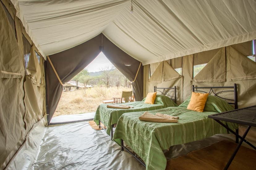 Kati Kati Tented Camp — Elegant safari lodge and suite