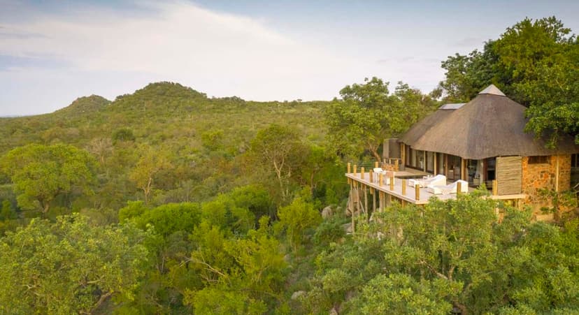 Glass-fronted ridge suite at a Sabi Sand lodge